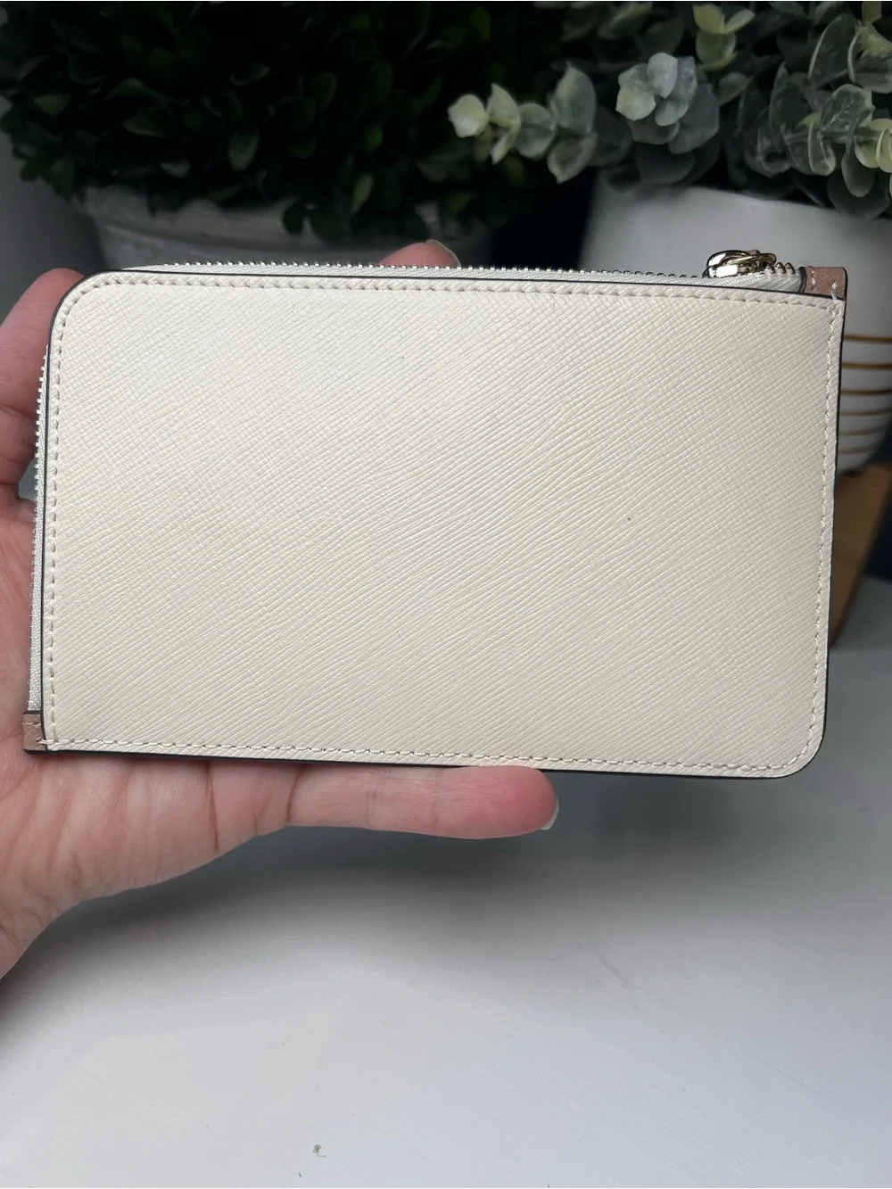 Kate Spade Colorblock Saffiano Wristlet Wallet Taupe Cream Gold Zip Classic